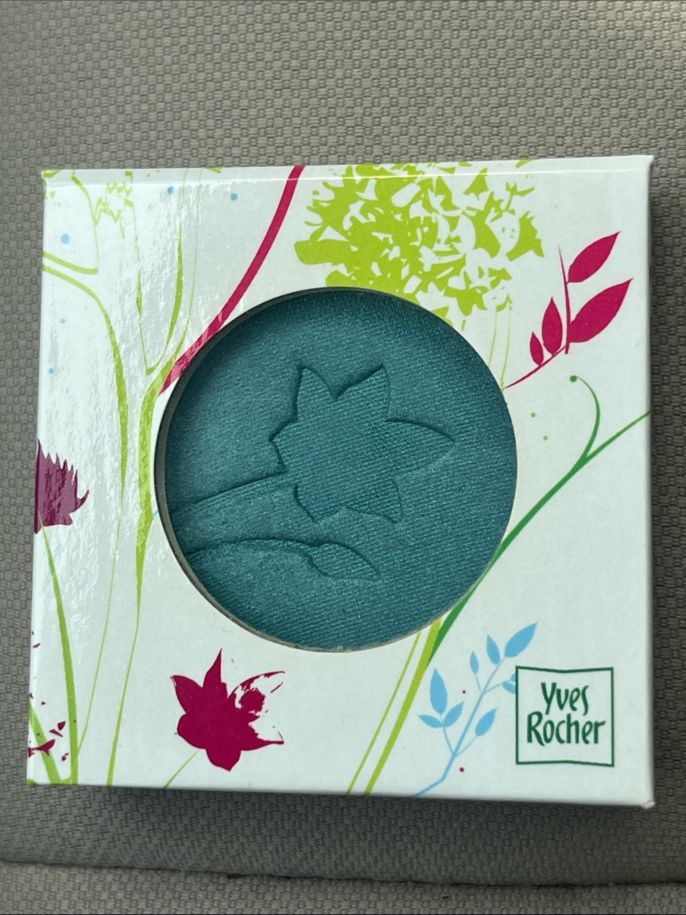 Yves Rocher Bleu Mystic Pressed Single Eyeshadow 0.1 oz Fard Pocket Discontinue